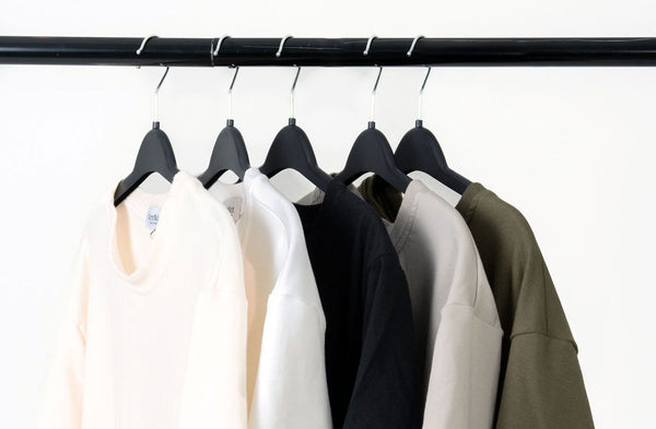 Basic pocket crewneck