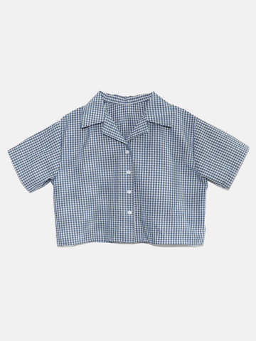 Loose cropped shirt