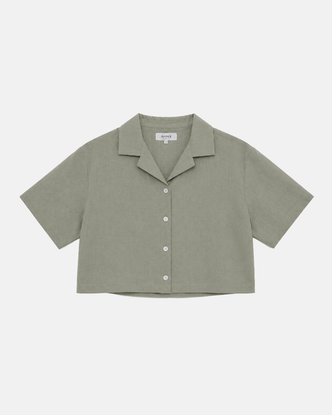 Oversized cropped shirt